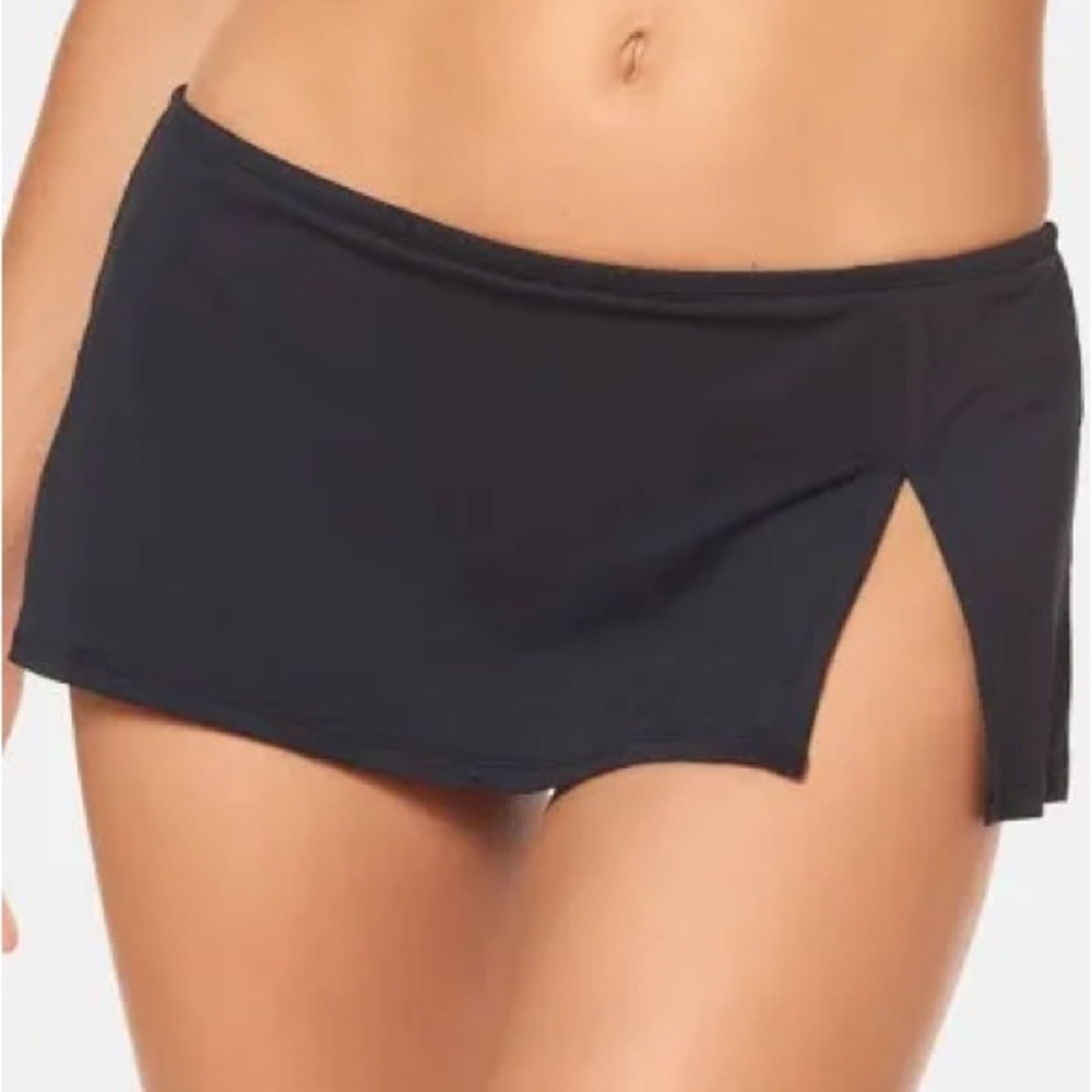 BLEU ROD BEATTIE NWT Kore Skirted Bikini Bottom in Black